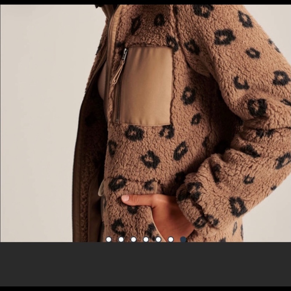 COPY - Abercrombie & Fitch Leopard Sherpa Jacket!XS-NWT! - Picture 3 of 5